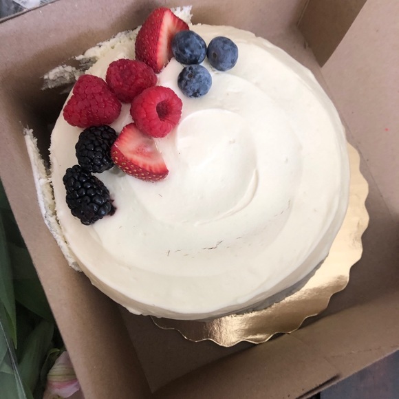 Meet your Posher, Tara - Picture 1 of 1